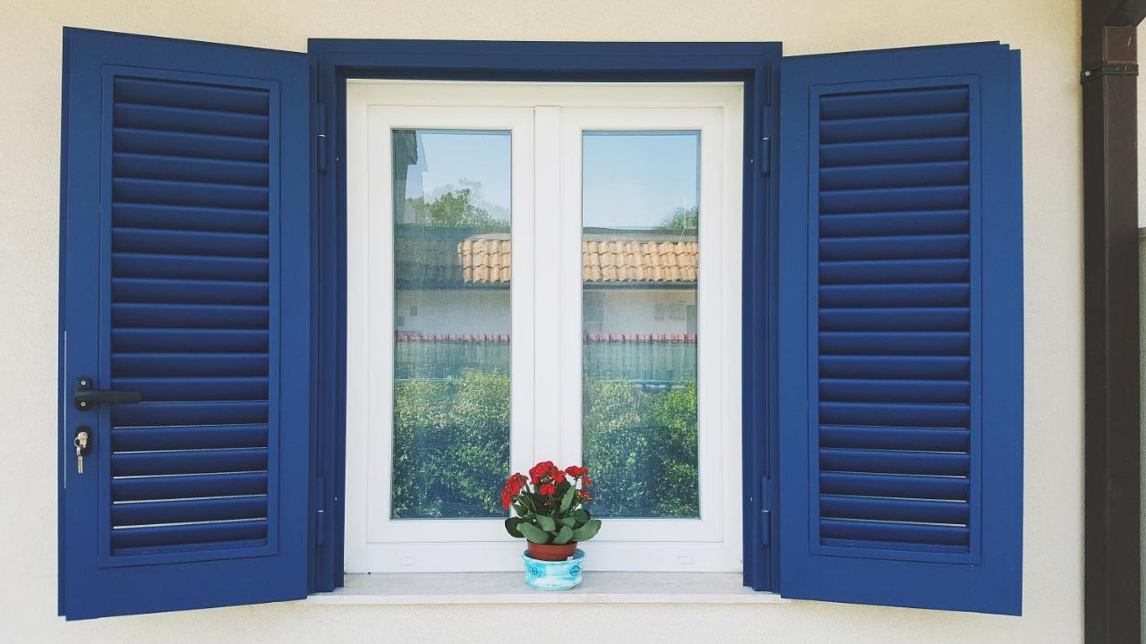 Blu Cobalto Apartment Fondachello  Luaran gambar